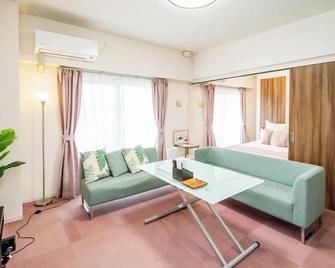 This price for up to 7 people Its a beautiful 3L / Ginowan Okinawa - Ginowan - Quarto