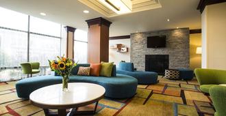Fairfield Inn & Suites by Marriott Toronto Airport - Mississauga - Σαλόνι