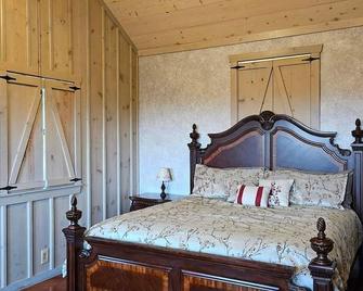 Breezy Hills Cottages - Fredericksburg - Habitación