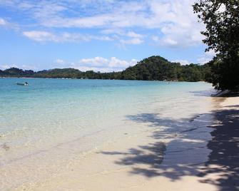 Buffalo Bay Vacation Club - Ko Payam - Platja