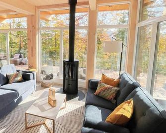 Chalet 24 - Modern peaceful retreat near Tremblant - La Conception