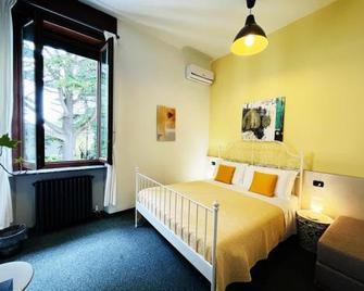 South Garda Suites - Desenzano del Garda - Bedroom