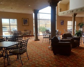Baymont by Wyndham Belen NM - Belen - Buffet