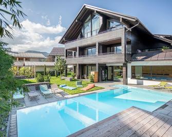 Das Freiberg Romantik Hotel - Oberstdorf - Pool