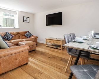 Fern Cottage - Stoke-on-Trent - Living room
