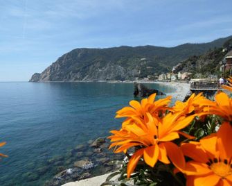 Camping La Sfinge - Deiva marina