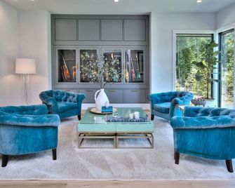 Designer Modern Westport Estate - Westport - Lounge