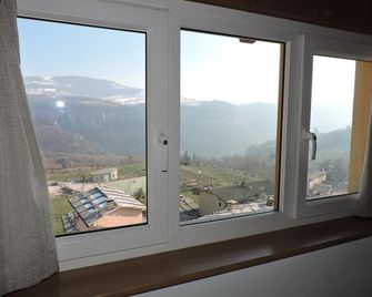 BB Molina - Sant'Anna d'Alfaedo - Balkon