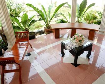 Kiara Hills Villa Pangandaran - Batukaras - Lounge