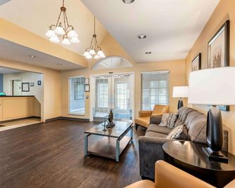 Extended Stay America Suites - Cincinnati - Blue Ash - Reed Hartman - Blue Ash - Stue