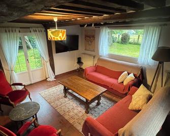 Maison Normande à 10 Minutes de Cabourg - Goustranville - Sala de estar