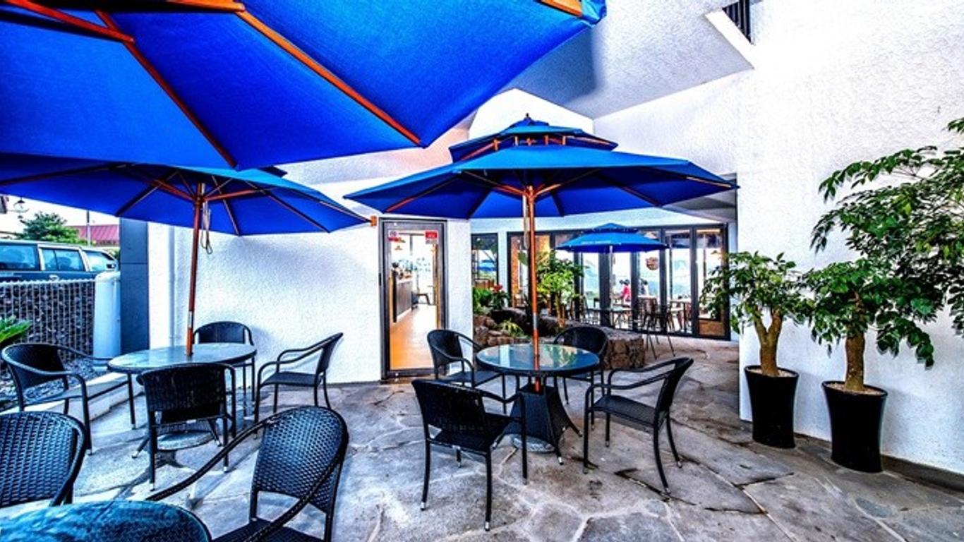 Blanc Bleu Pension