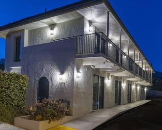 Casa Jardin - Boutique Suites in Downtown Santa Barbara - Santa Barbara - Building