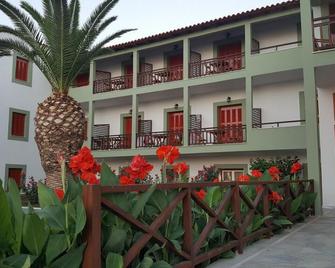 Ξενοδοχείο Το Λουλούδι της Μονεμβασιάς - Μονεμβασιά - Κτίριο