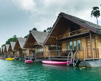 Keeree Tara Chiewlarn Resort - Ban Ta Khun - Edificio