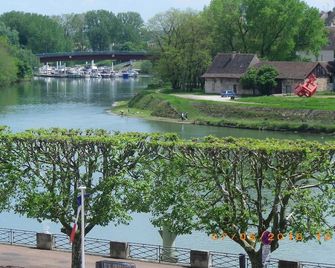 Hotel Saint Jean - Chalon-sur-Saône - Outdoors view