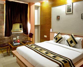 Fabhotel Fly View - Jaipur - Habitación