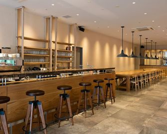 برينزا هوتل - كوبي - بار