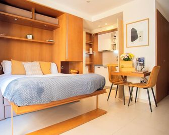 Bentley Holiday Apartments - West One - Gibraltar