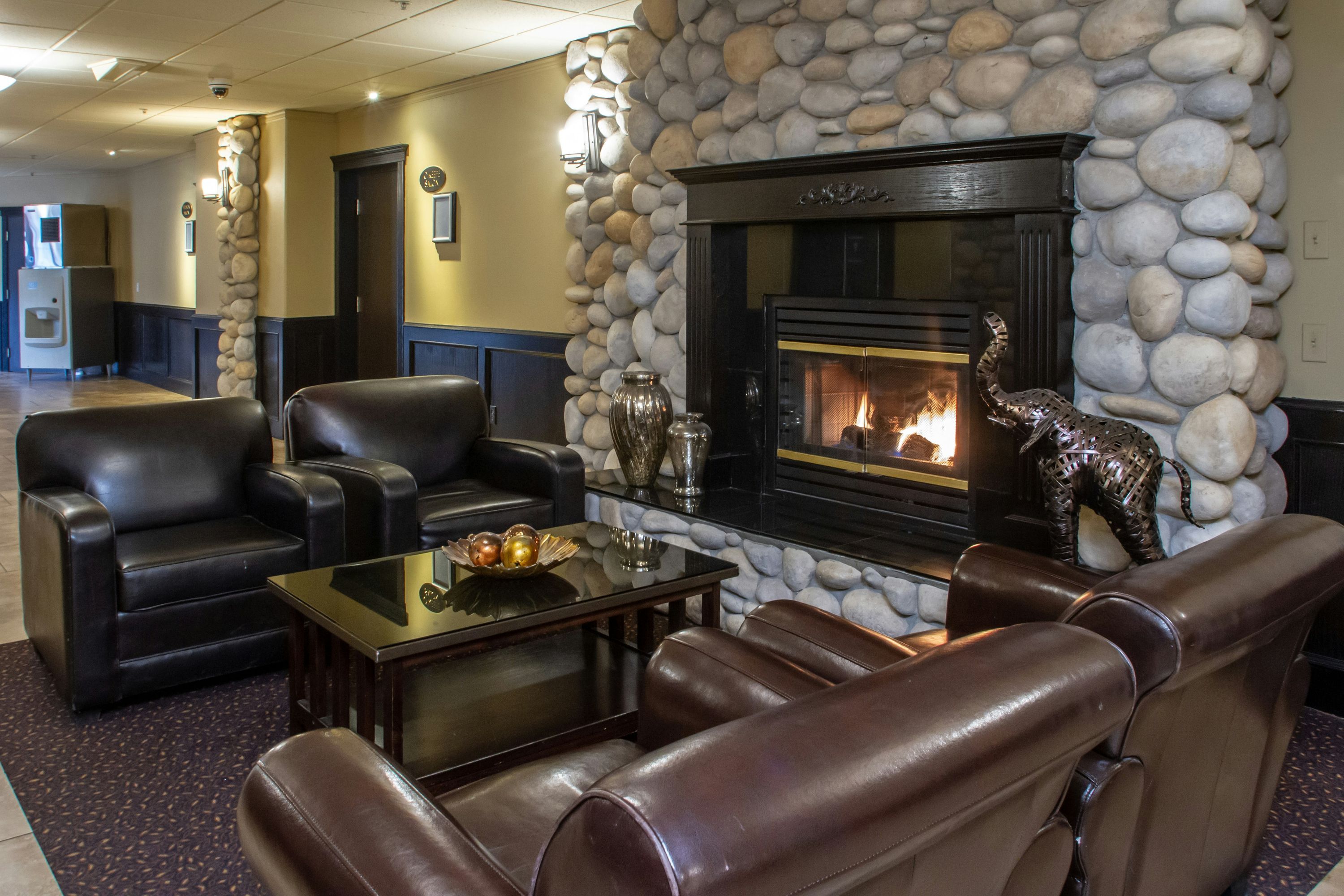 Prestige Hotel Vernon - Vernon - Lounge