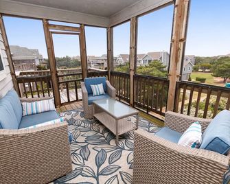 Oceanfront, Ocean Views, Sun Decks, Close To Beach Access, Sa47, Lazy Bones - Duck - Balcony