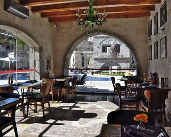 The Dorm Cave By Travellers - Göreme - Restoran