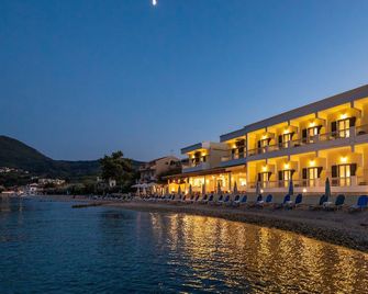 Hotel Rossis - Mesoggi - Balcony