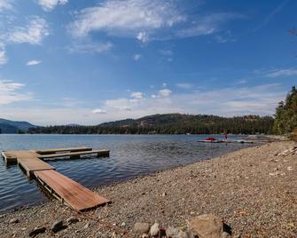 Newly Remodeled Cabin on Spirit Lake, Waterfront - Idaho - Spirit Lake - Playa