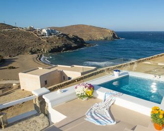 Myrsini's Luxury Suites - Mykonos - Pool