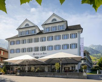 Hotel Kreuz by bsmart - Sachseln - Edificio