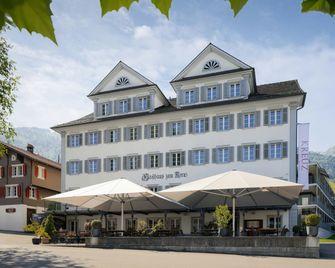 Hotel Kreuz by bsmart - Sachseln - Gebouw