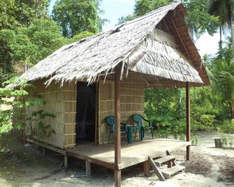 Raja Ampat Diva Homestay - Besir - Patio