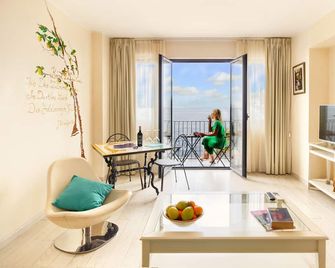 Mar dei Poeti - Luxury Suites - Torre Archirafi - Living room