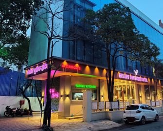 Hotel Melody Boutique Thane - Thane - Gebäude
