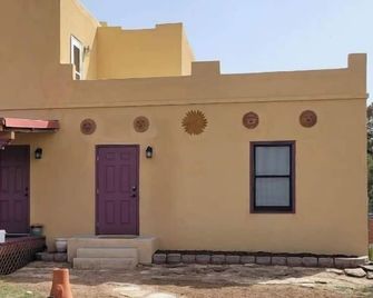 Cozy & Clean Casita w/ Hammocks & Disc Golf - Walsenburg - Gebäude