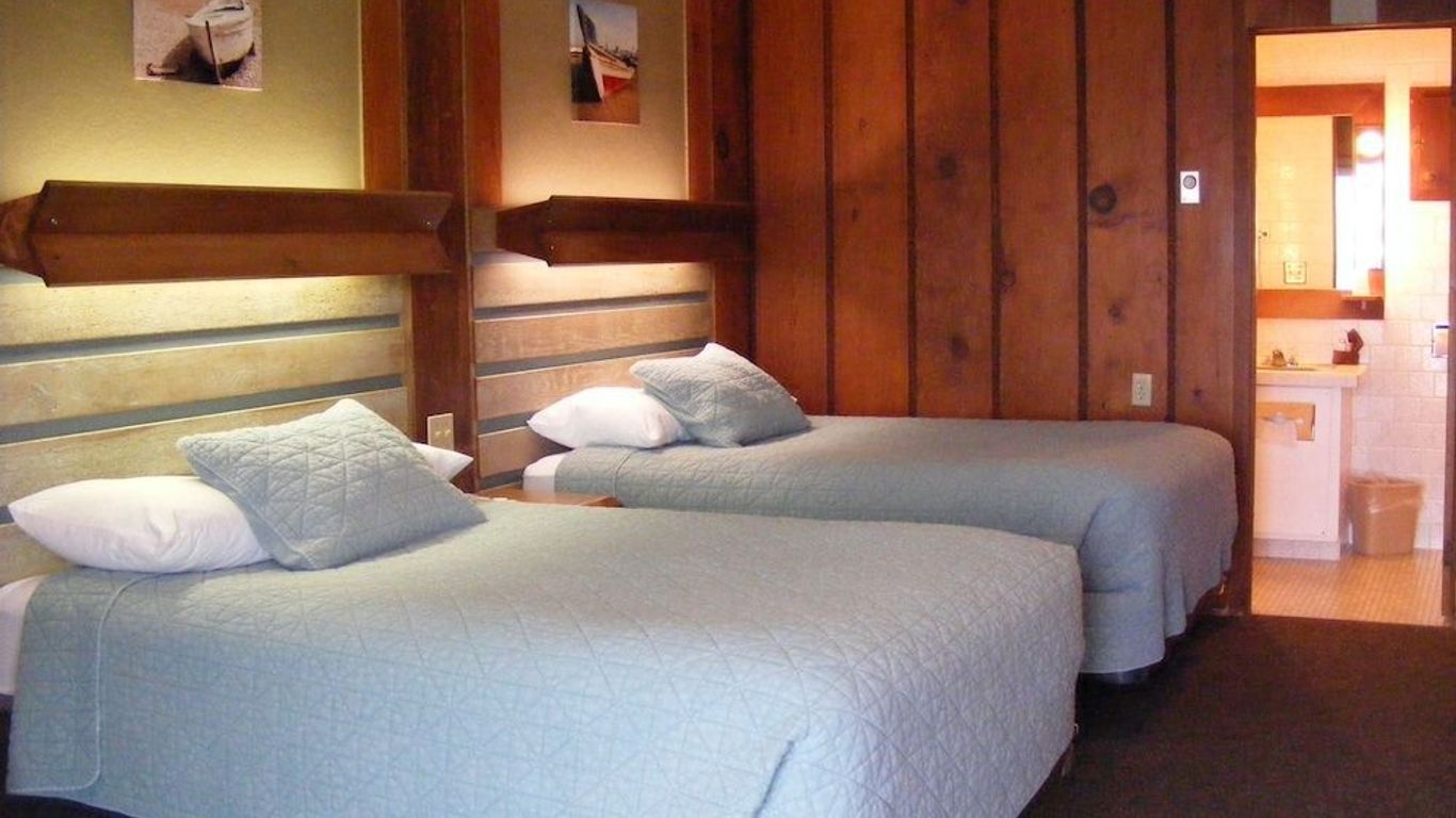 Sunset Oceanfront Lodging