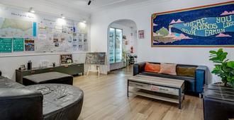 Hostel Casa d'Alagoa - Faro - Living room