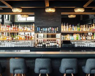 Pet-Friendly Lodge w/ Scenic Views & Direct Access to Teton Adventures - Teton Village - Bar