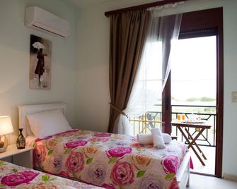 Petra Villas - Gennadi - Chambre