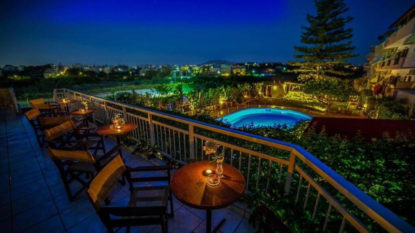 Roxani Hotel