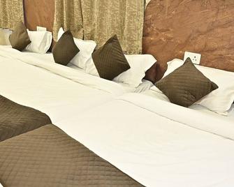 Hotel Kaka Inn - Ajmer - Ložnice