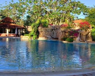 Las Brisas, Juan Dolio, 3br, 2 Pools, Jacuzzi, Beach, Golf, 7 sleeps - Juan Dolio - Pool