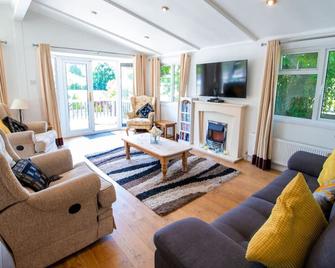 11 The Oaks - Lodge - Coghurst Hall - Hastings - Westfield - Sala de estar
