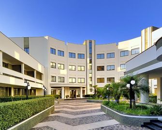 Park Hotel Mirabeau - Gasperina - Building