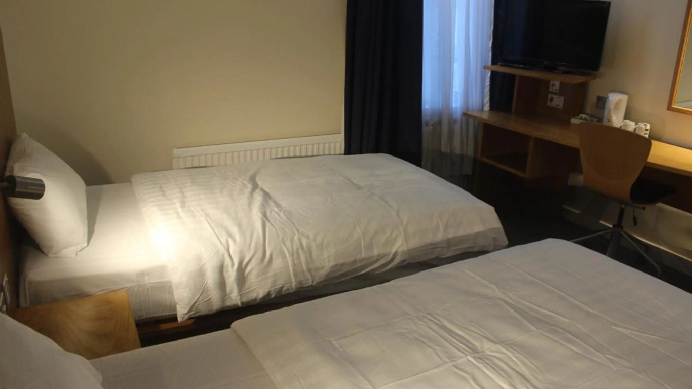 Corona Hotel Rotherham Sheffield Meadowhall