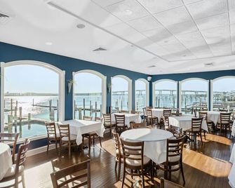 Tavern on the Bay Hotel - Nucky Johnson Suite - Somers Point - Restaurant