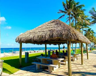 Club Lux Resort By The Beach - Deerfield Beach - Pláž