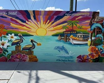 Sunshine Inn Motel - Holiday