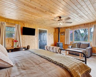 Bitterroot King Cabin - Stevensville - Habitación