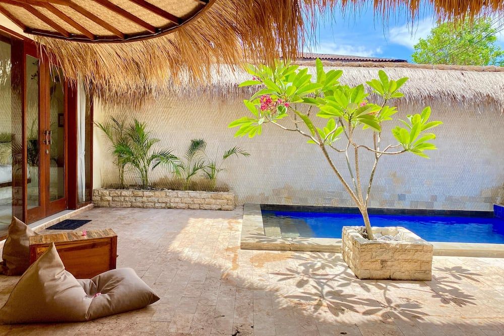 La Bella - Hotel Villa & Spa - Pemenang - בריכה